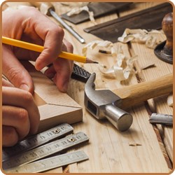 Operatore del legno