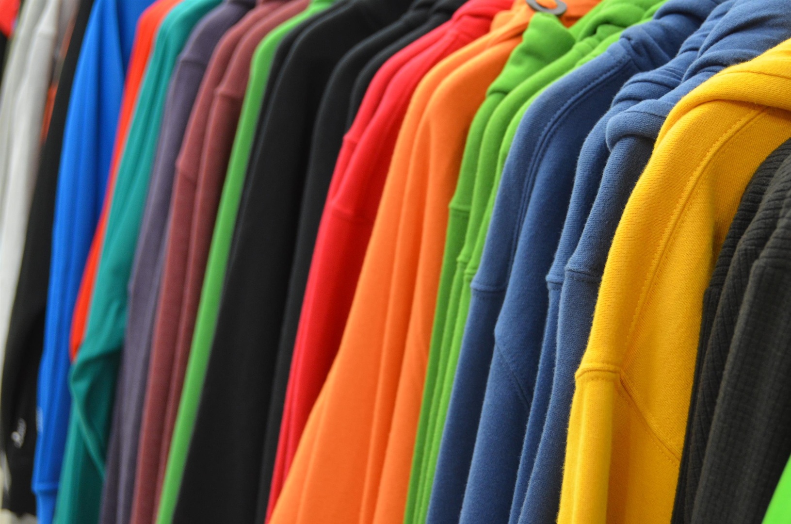 shop-color-business-clothing-shopping-yellow-940716-pxhere.com