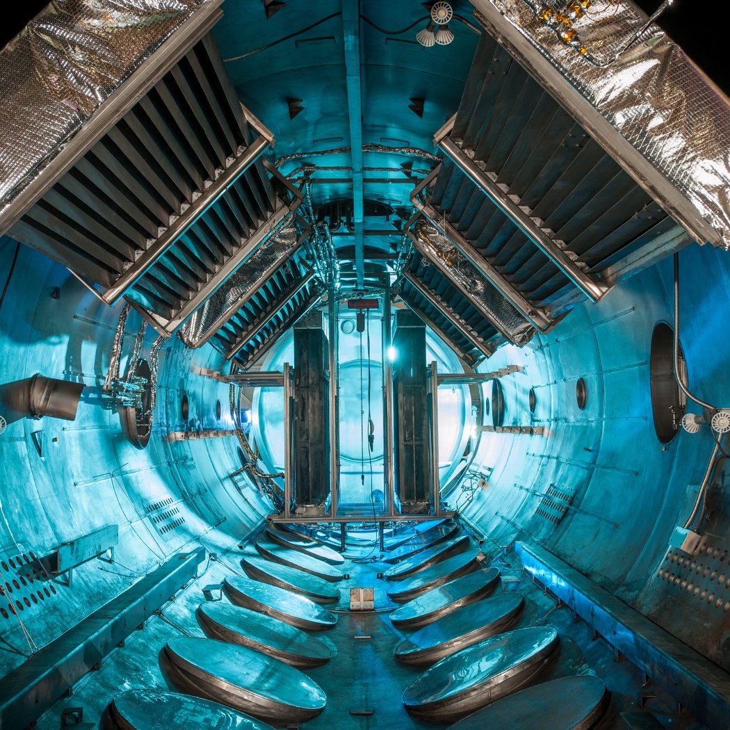 technology-tunnel-vehicle-amusement-park-space-blue-119196-pxhere.com